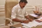 இரண்டு முக்கியக் கேள்விகளை மத்திய அரசிடம் முன் வைத்தார்..